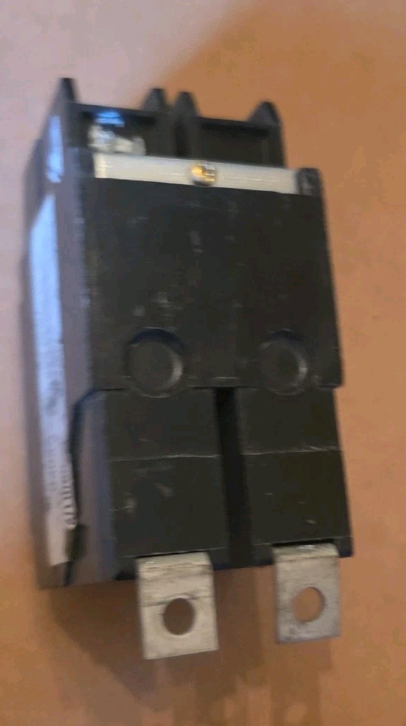 Eaton GHB2020 Bolt-on Circuit Breaker 20A 2 Pole GHB