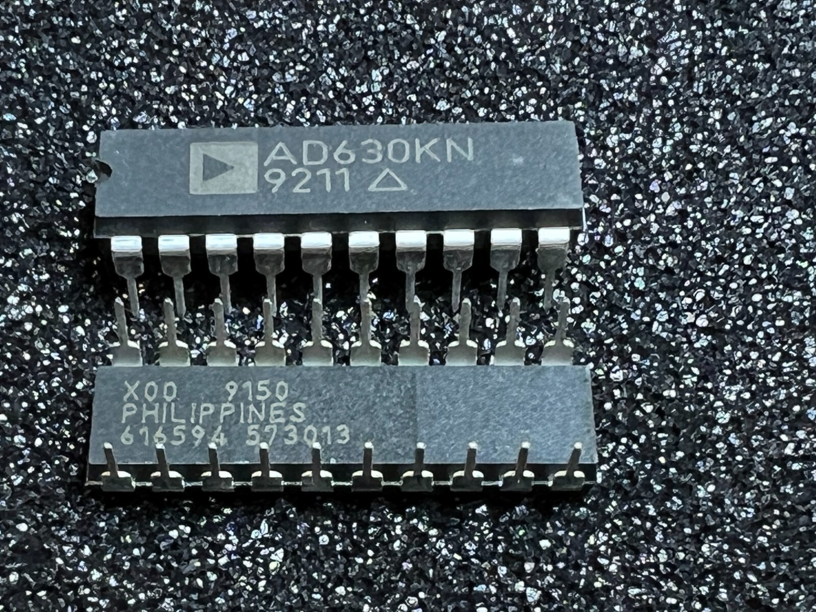 AD630KN AD630 Balanced Modulator/Demodulator. Genuine Analog Devices. New
