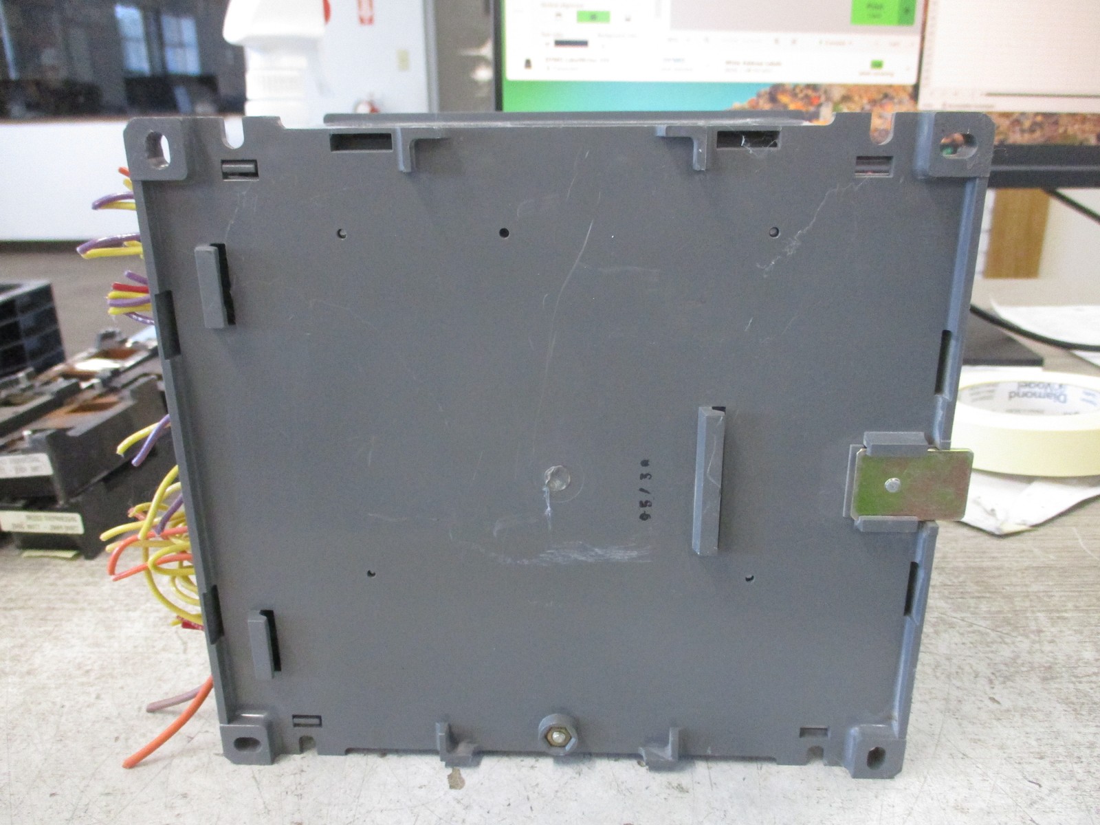 Johnson Controls / Metasys Controller DX-9100-8454 24VAC *Cracked Case*