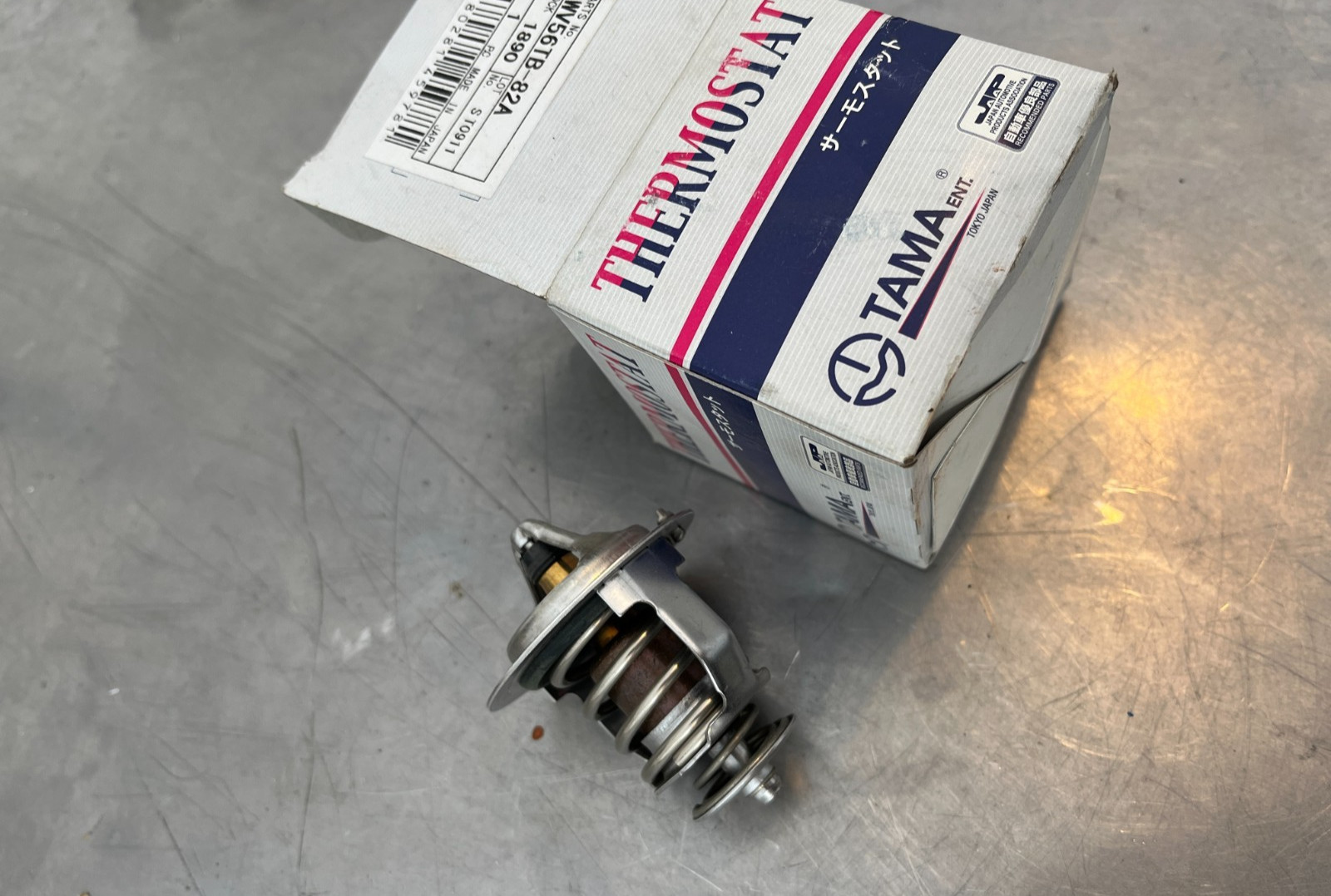 WV56TB-82A Genuine Tama THERMOSTAT 154 2407
