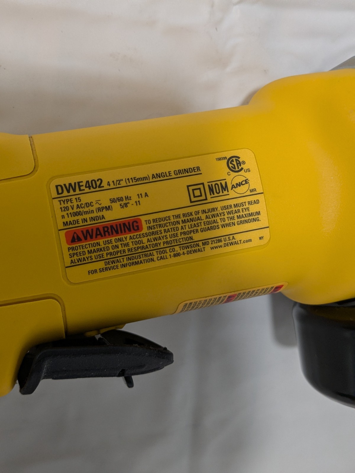DeWALT Corded Angle Grinder 4-1/2″ Wheel Dia, 11000 RPM DWE402