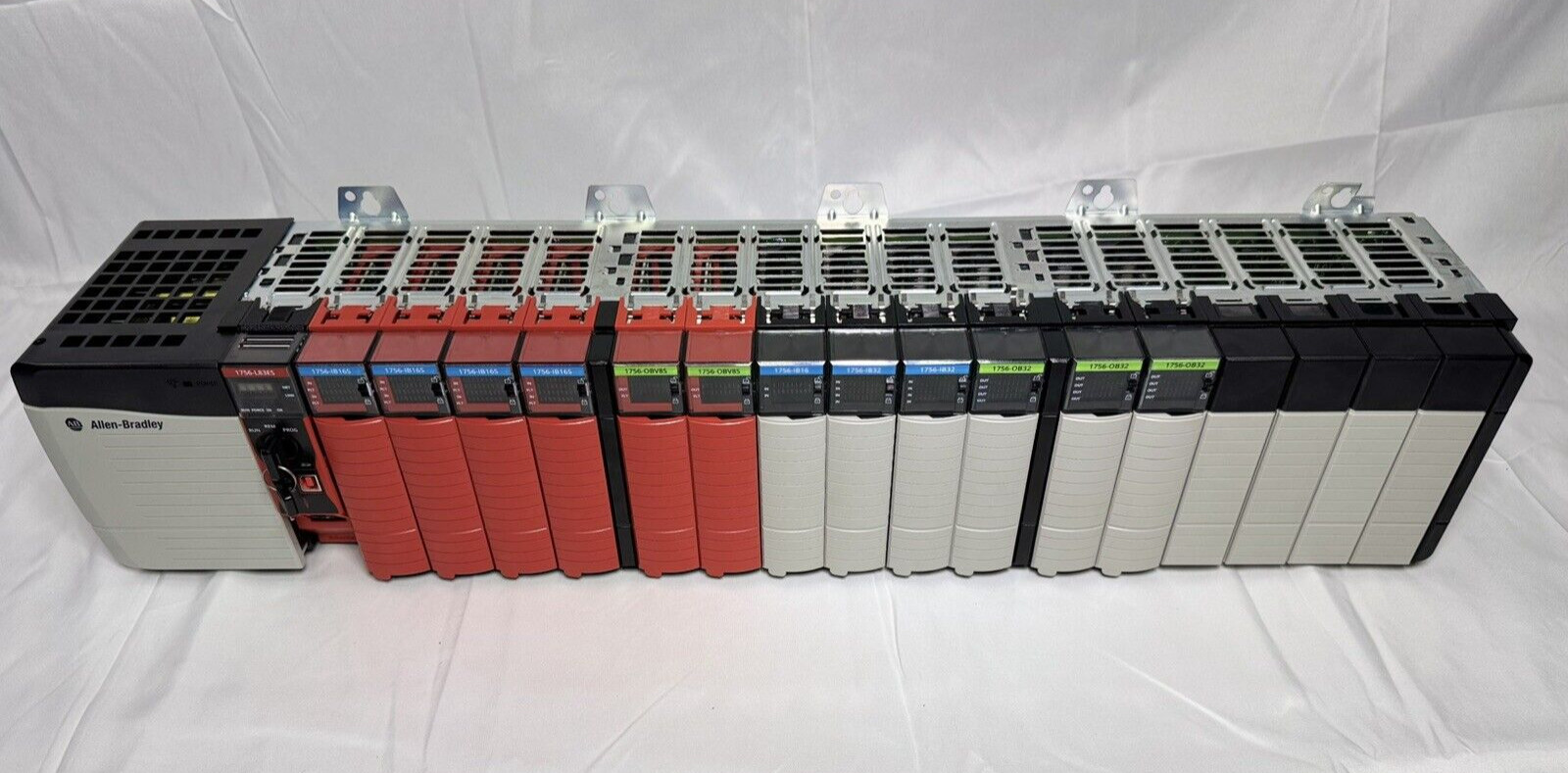 Allen-Bradley 1756-L83ES GuardLogix 5580 PLC w/ 1756-IB16S 1756-OBV8S