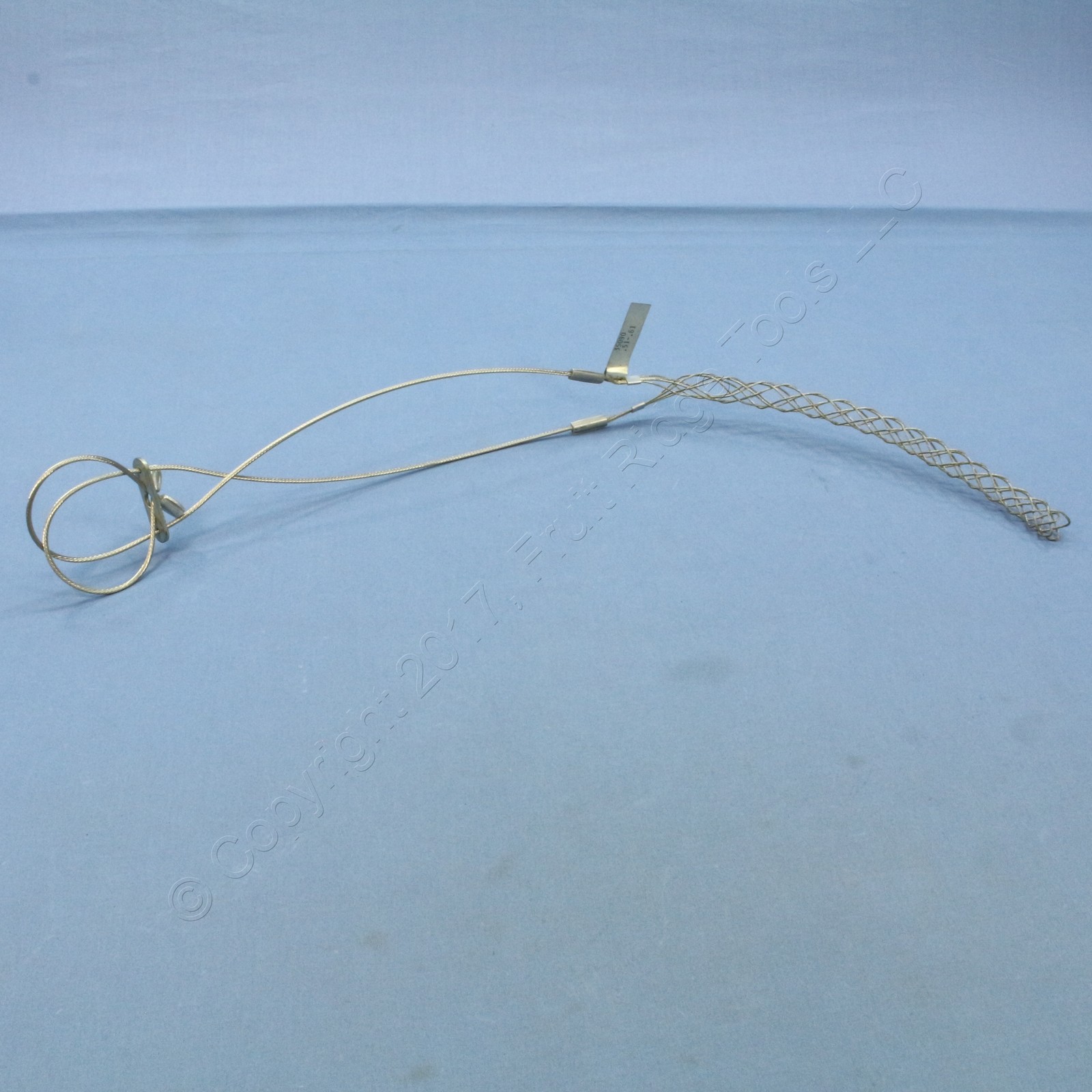 Daniel Woodhead Support Cable Grip Locking Bale .50-.61″ Closed Mesh 35090