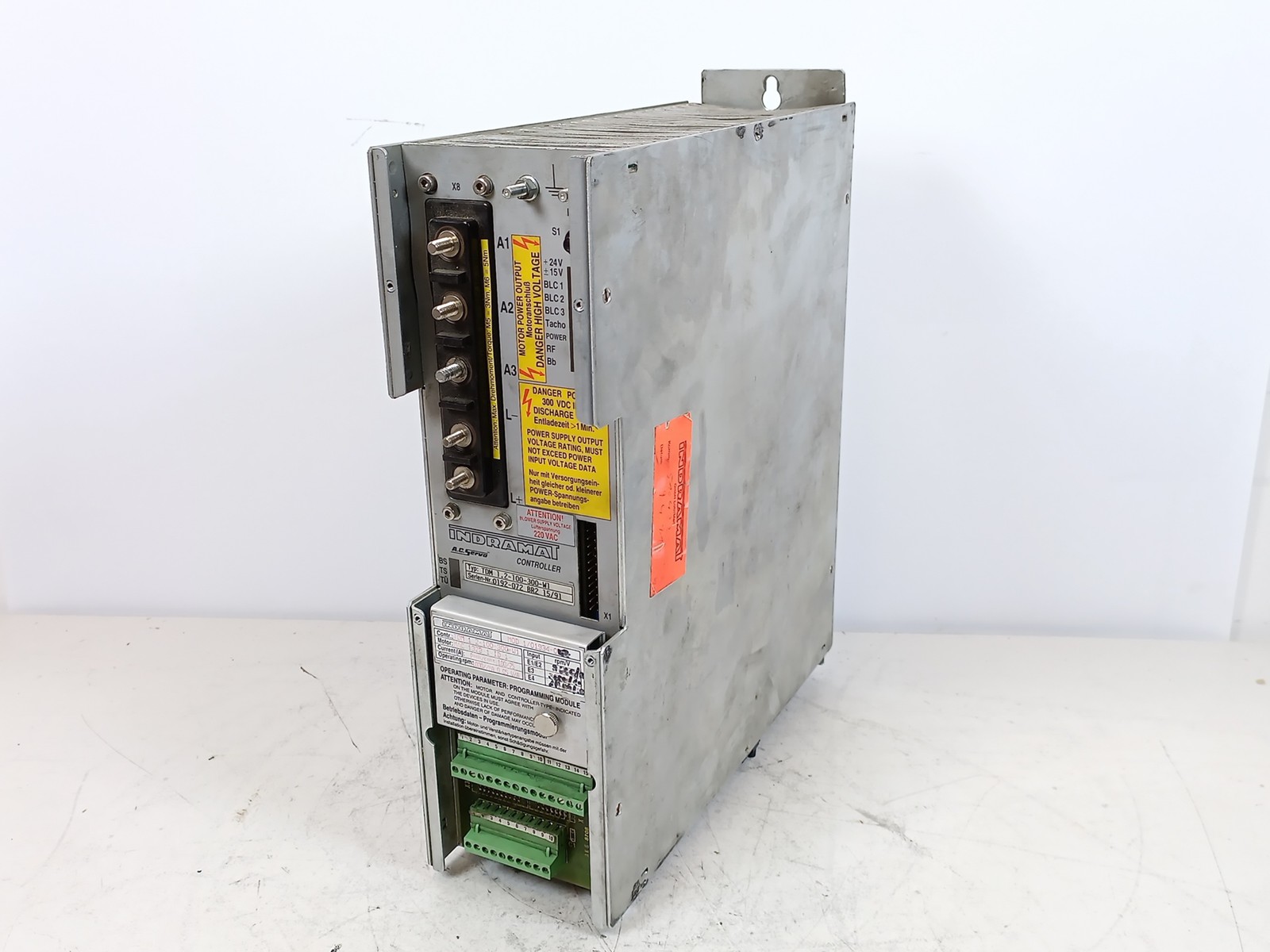 Indramat TDM1.2-100-300-W1 AC Servo Controller