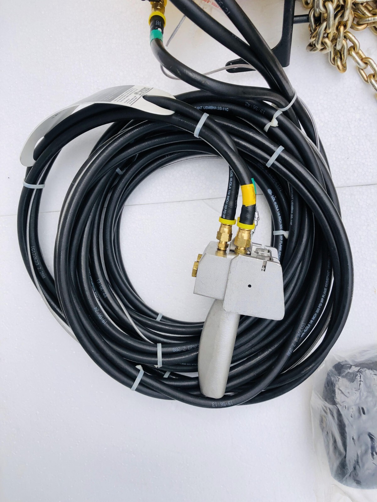 Ingersoll Rand ML1000K-2C20-C18U Pneumatic Air Chain Hoist 1 Ton 20 Ft.