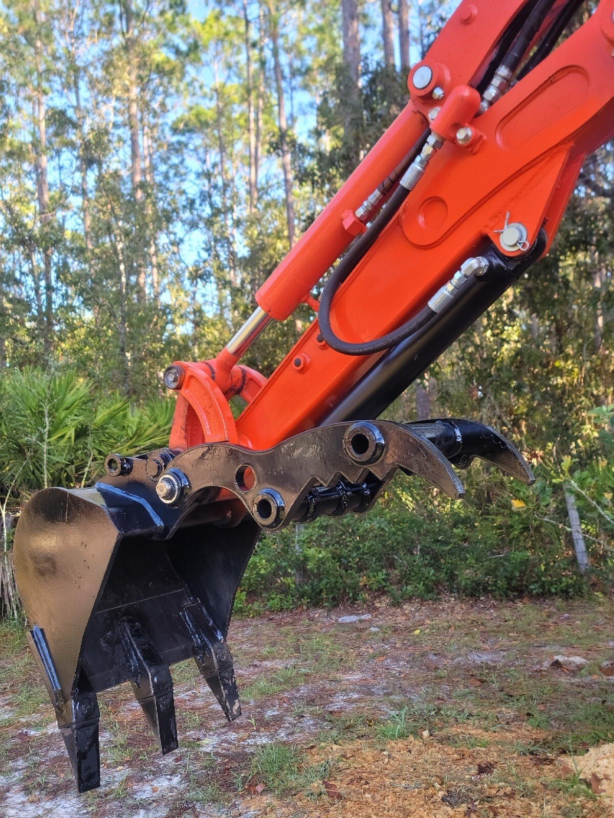 KUBOTA KX018 U15 U17 U20 PIN ON HYDRAULIC MINI EXCAVATOR THUMB