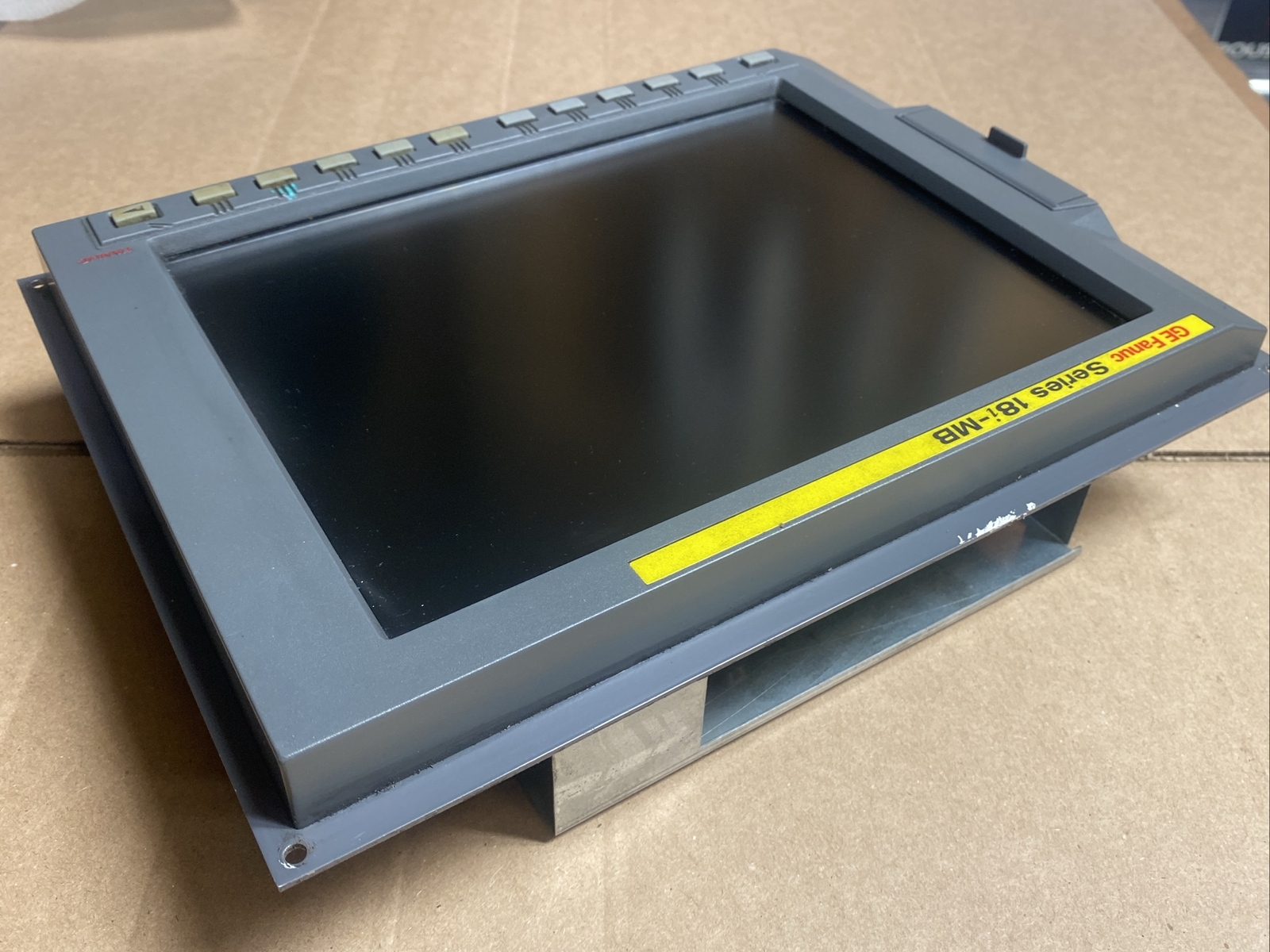 FANUC A02B-0281-C071 FA-LCD Unit 10.4” Operator Screen A20B-8100-0820 WARRANTY