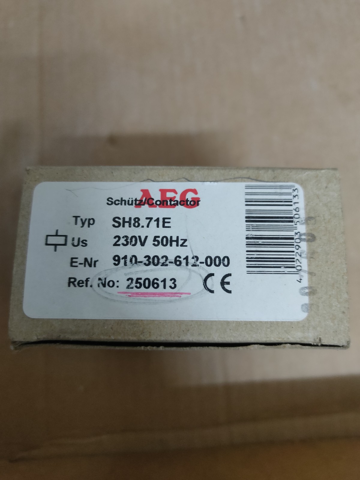 910-302-612 SH8.71E AEG Shutz Contactor, Coil 230Vac FREE DHL EXPRESS SHIPPING