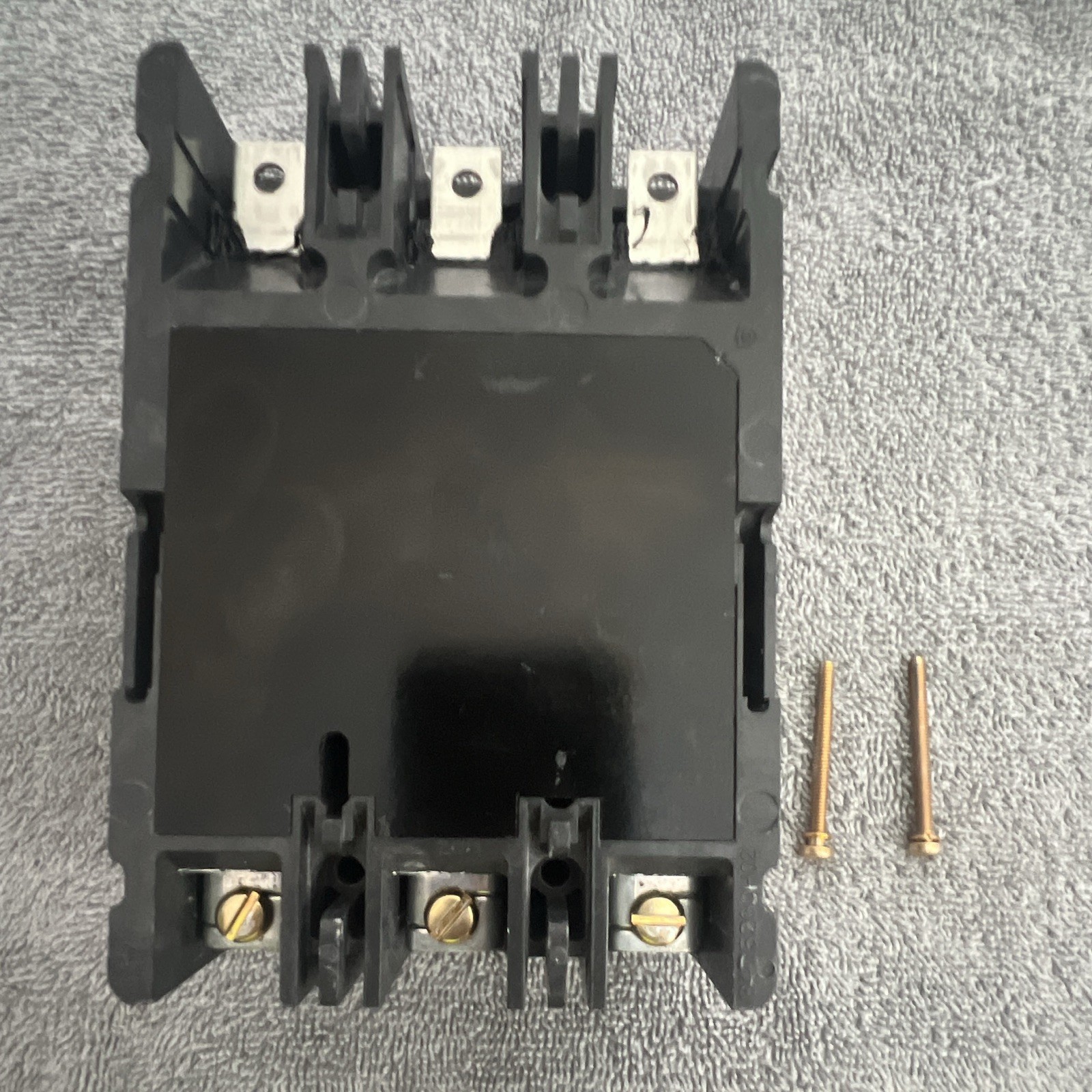 Eaton PDG2 PDG23M0015TFFL Circuit Breaker 15A 3-Pole Bolt-On 240-690V
