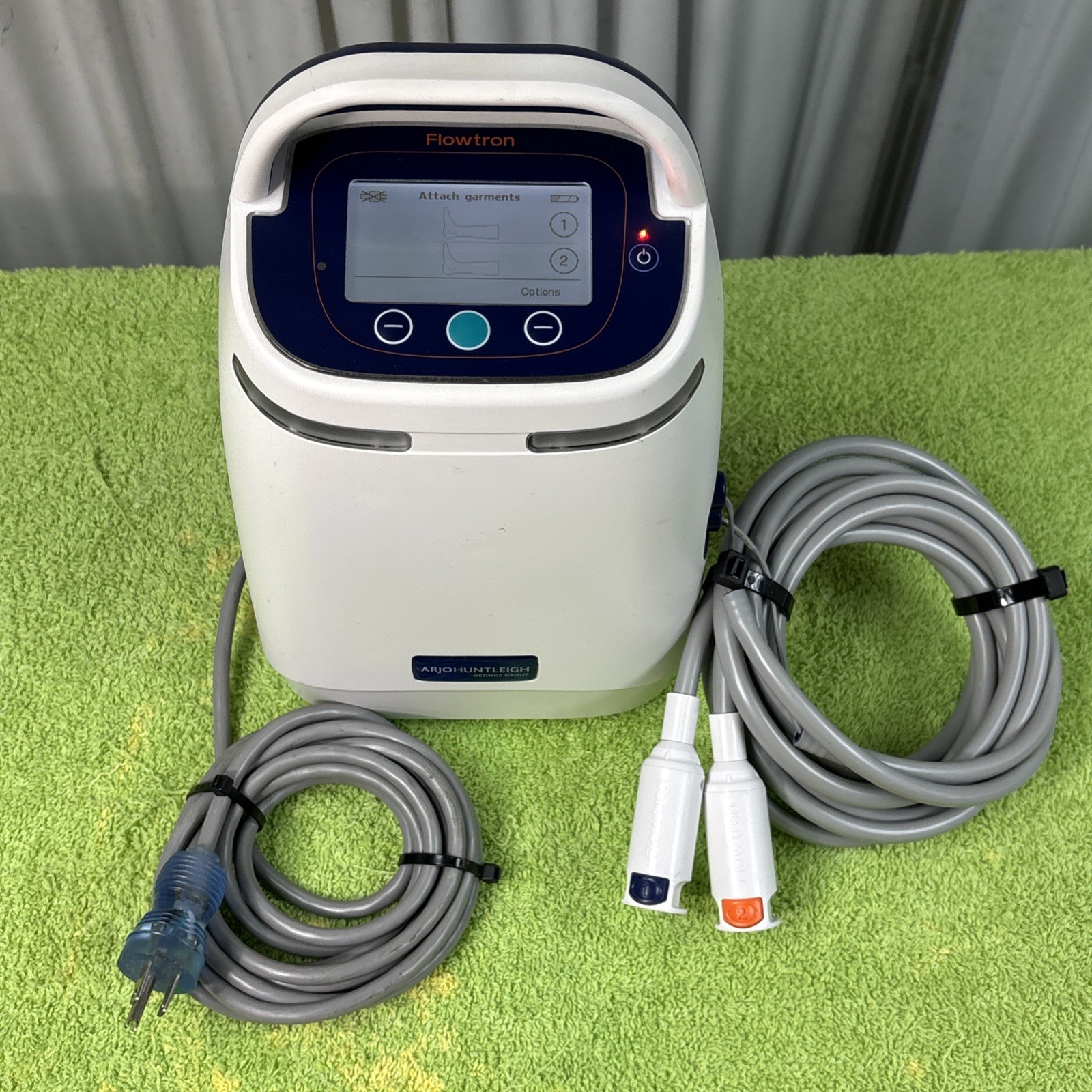 Getinge Arjohuntleigh Flowtron ACS800 Pump W/ Hoses