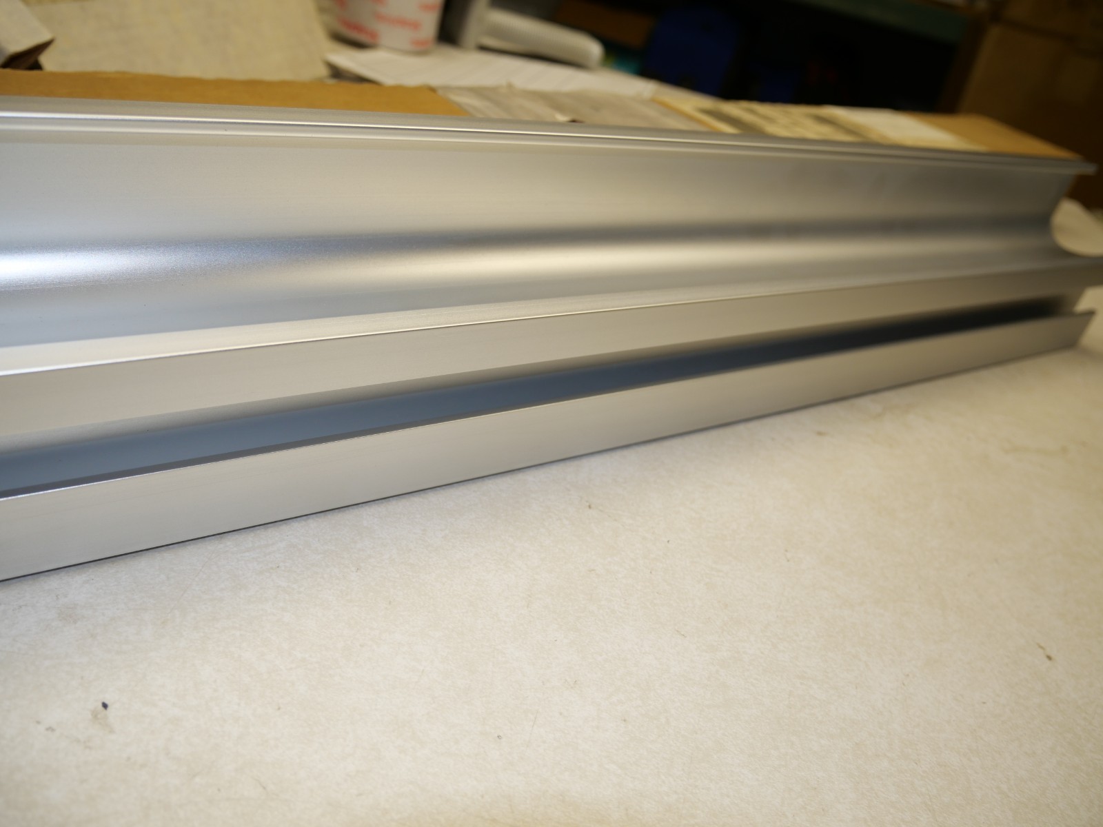 Delta 34-916 33″ Uni-fence body