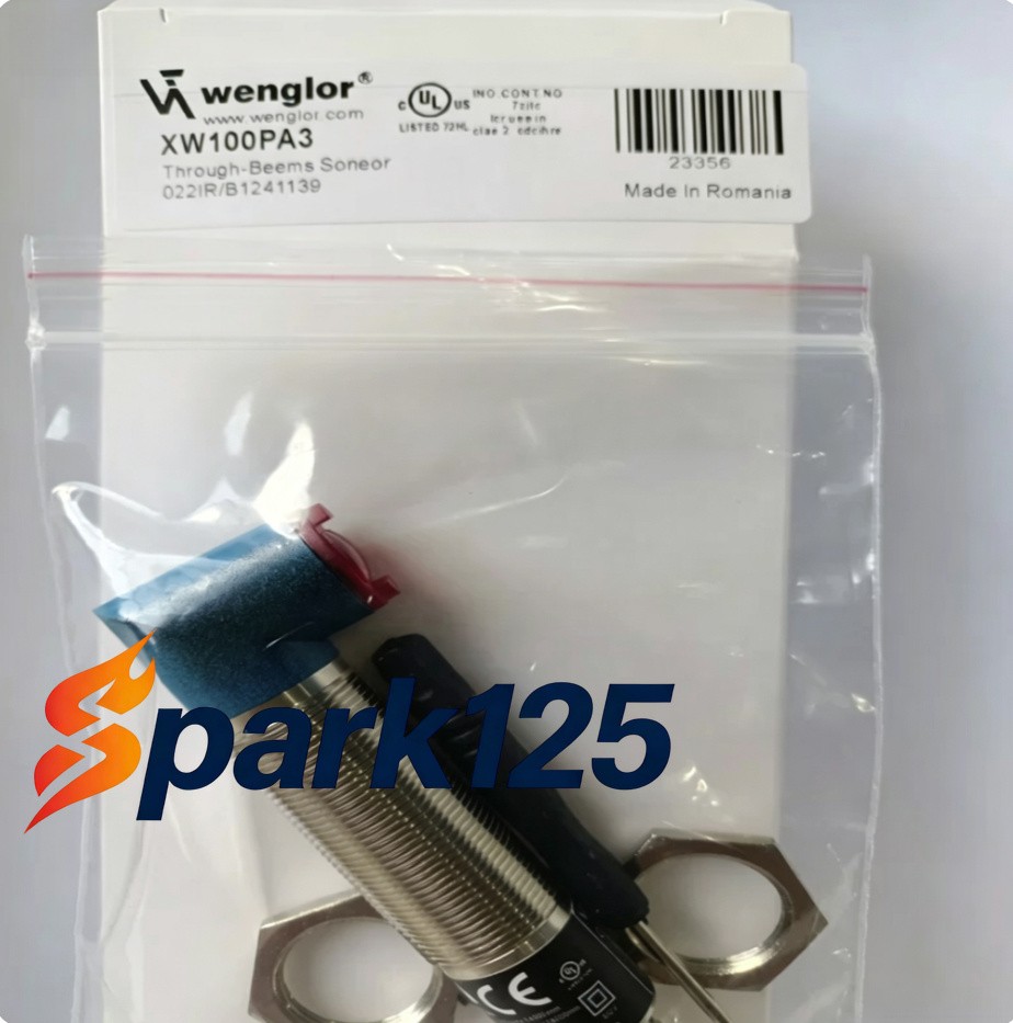 1PCS NEW FOR Wenglor XW100PA3 Diffuse Reflection Sensor