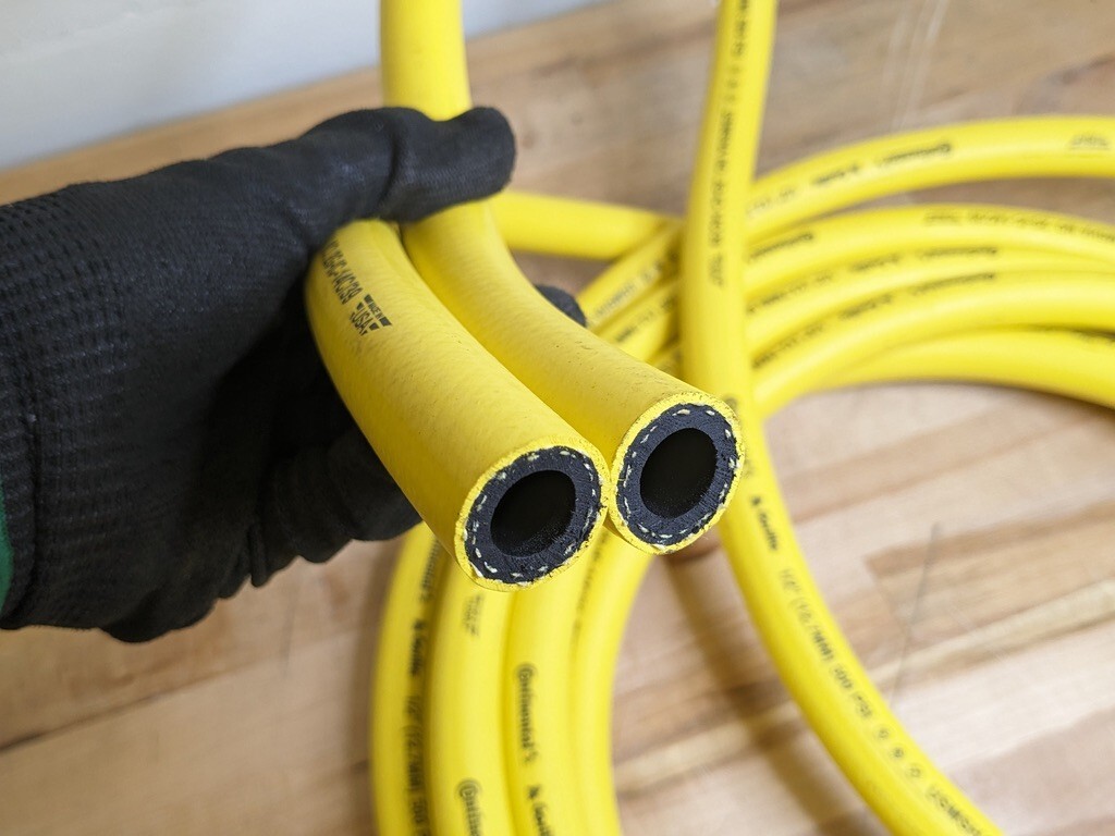 Continental 25 Ft. Gorilla Oil Resistant Multipurpose Air Hose 1/2″ ID 500 PSI