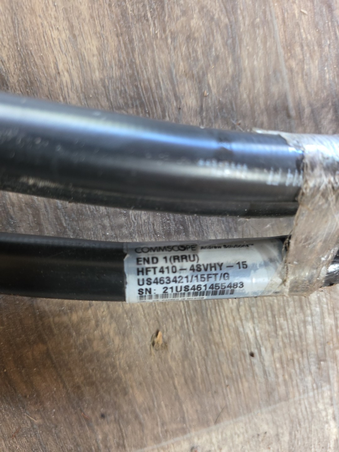 Commscope HFT410-4SVHY-15 HELIAX HYBRID JUMPER 1X2, 4SM, 4#10AWG 5M(15FT)