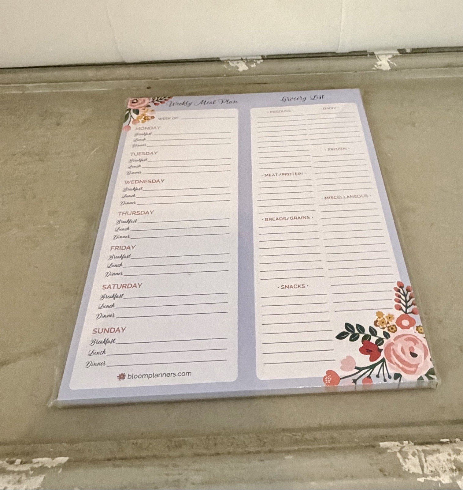Bloom Weekly Meal Plan & Grocery List Pad 8.5 x 11 in with Magnet