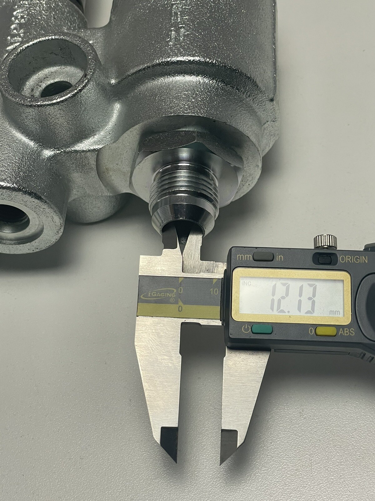 Hydraulic flat face Manifold