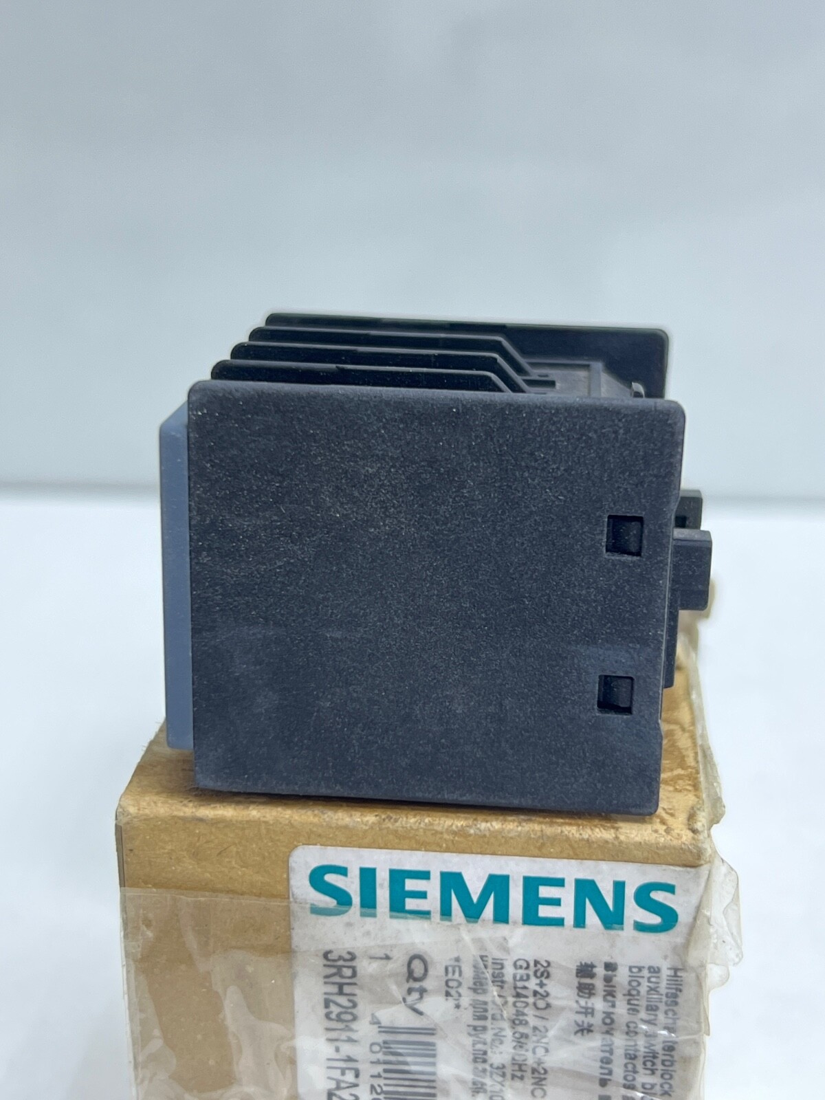 (LOT 2 PCS) SIEMENS 3RH2911-1FA22 AUXILIARY SWITCH BLOCK