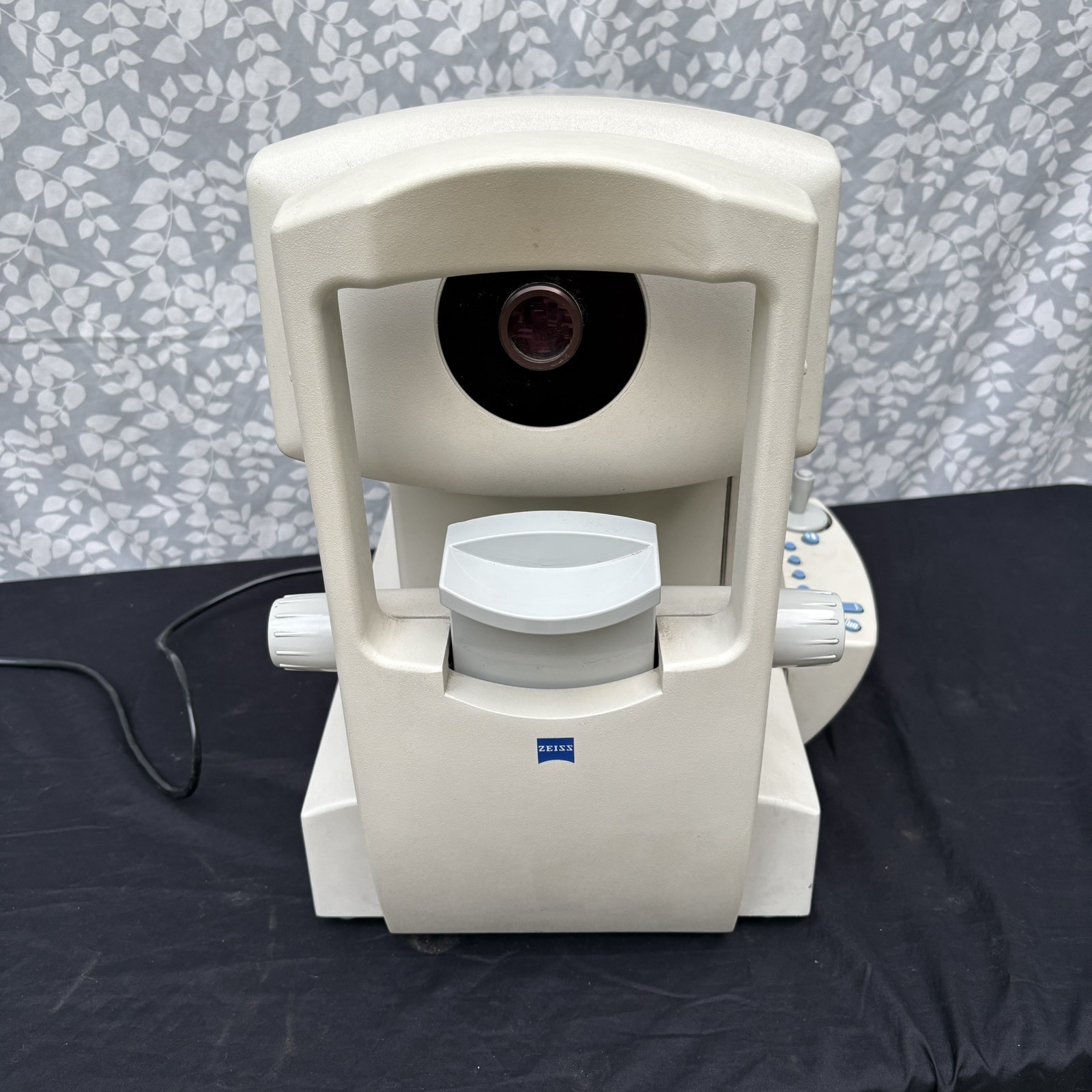 Zeiss Humphrey Automatic Refractor/Keratometer Model 599 As Is Turns On Read