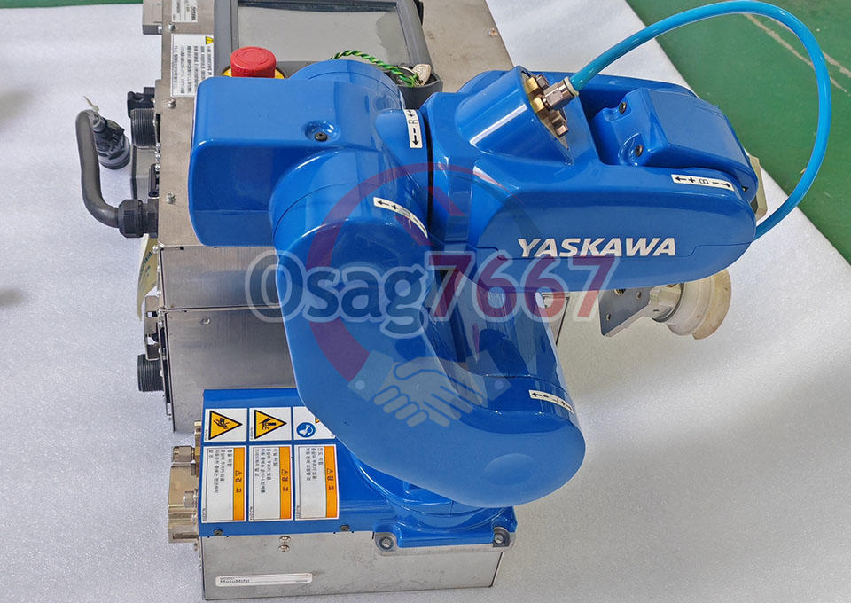 USED YASKAWA MOTOMINI ROBOT 0.5KG(YRC1000MICRO CONTROLLER JZRCR-APP01-1 PENDANT)