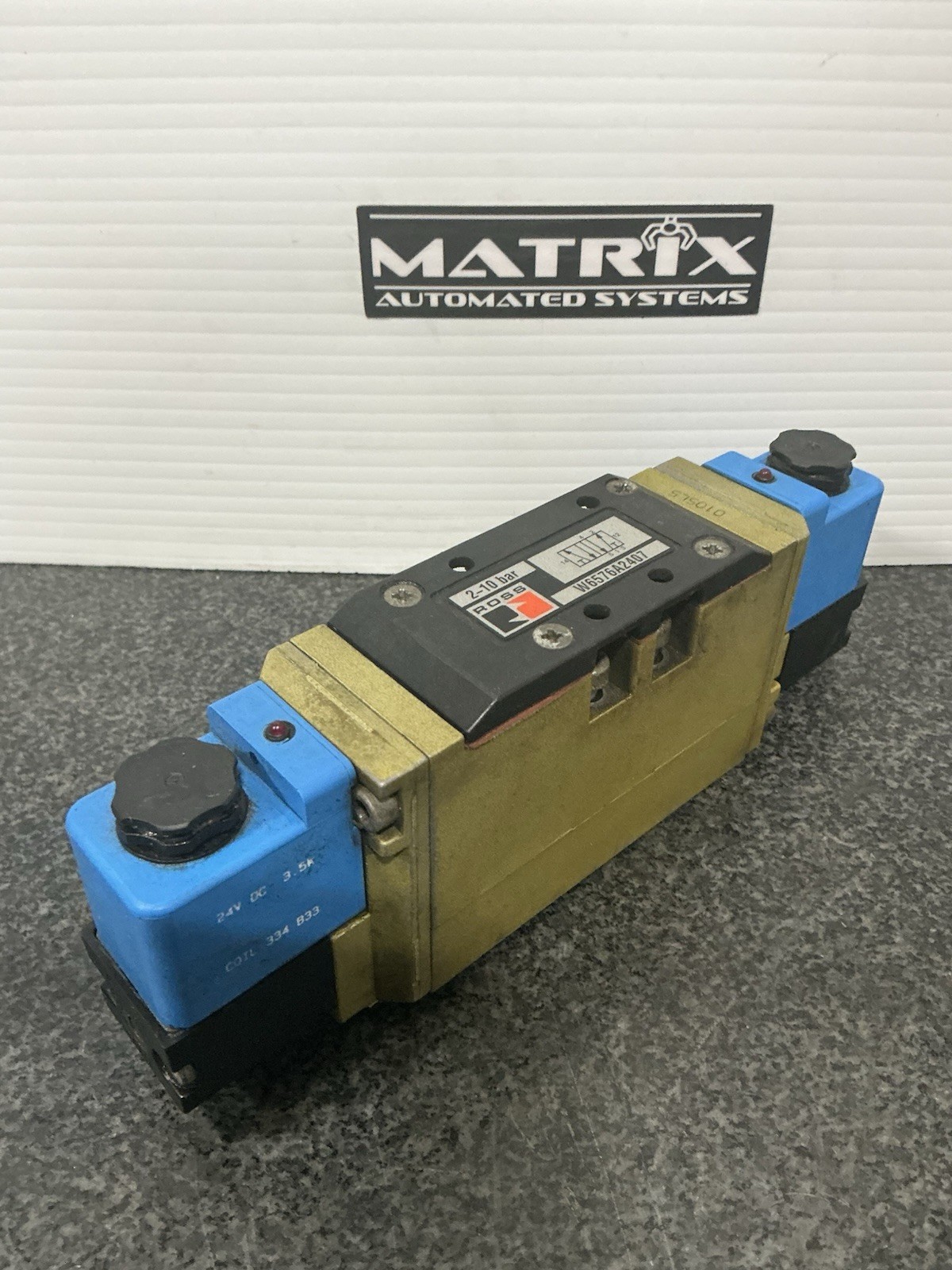 Ross W6576A2407 Pneumatic Double Solenoid Valve