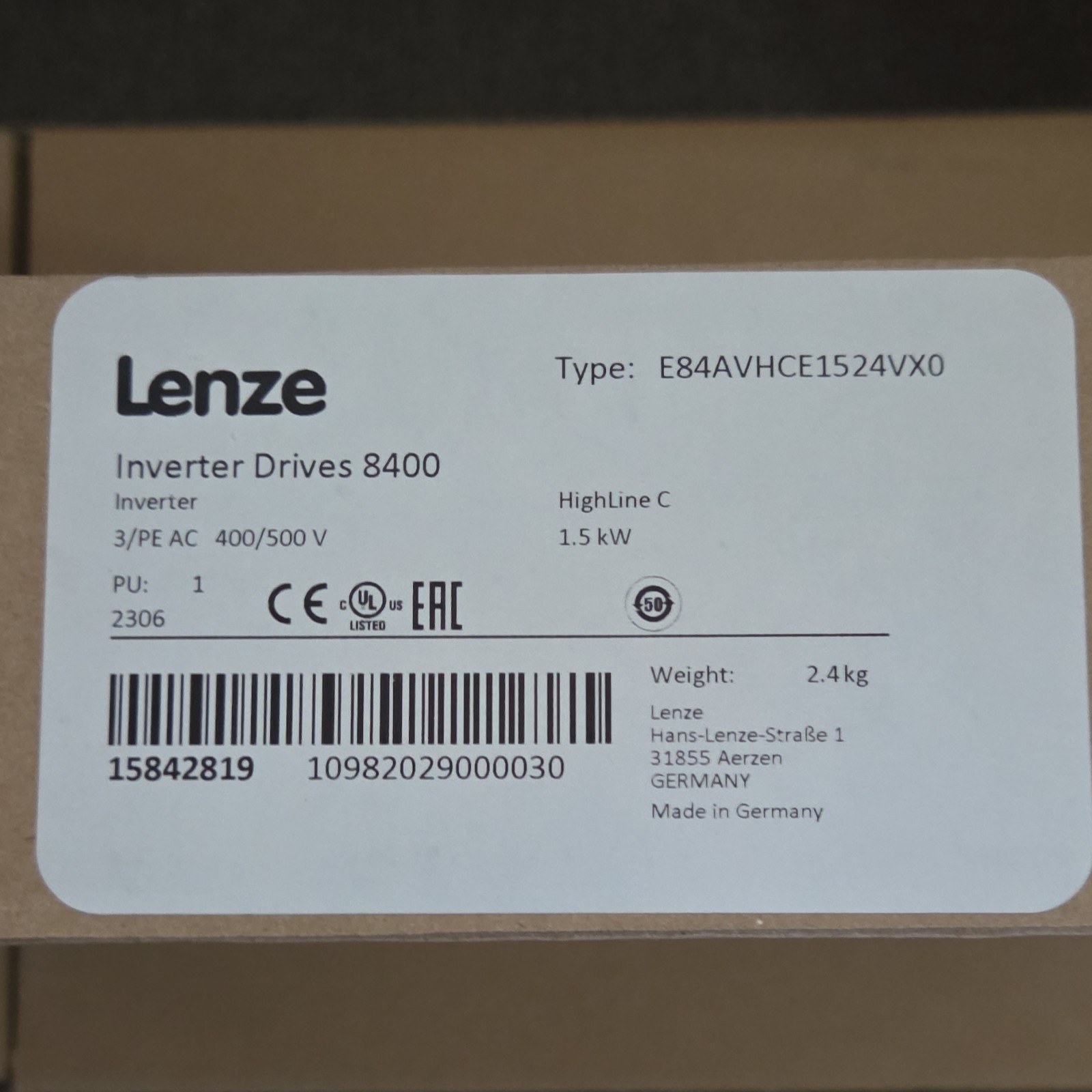 Lenze 8400 Inverter Drive E84AVHCE1524VX0 1.5 kW 2 HP 400/500V 3-Phase