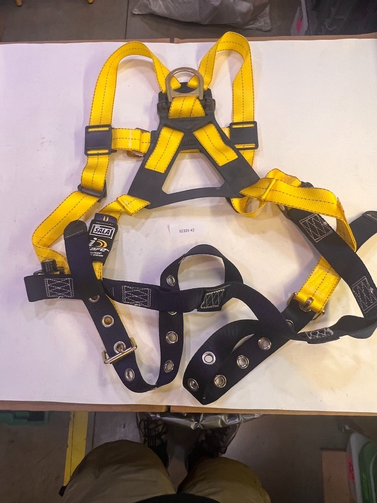 3M DBI Sala Delta Vest-Style Full Body Harness 1102000