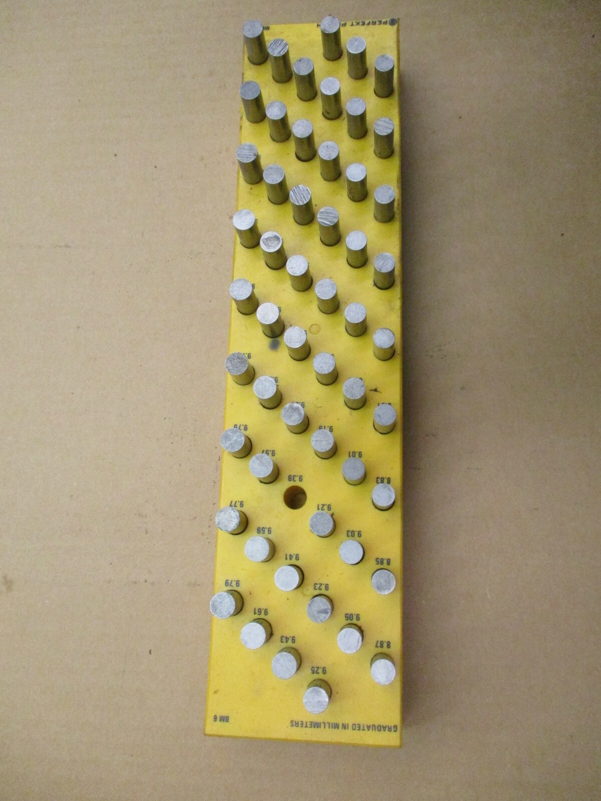 Pin Gauge Perfekt Punch Metric Graduated in Millimeters BM6 8.71~9.79 A2622DH