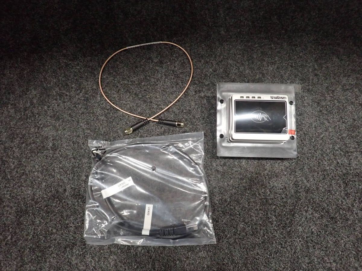 VERIFONE UX400 Contactless Card Reader w/Accessories, W/O Sensor