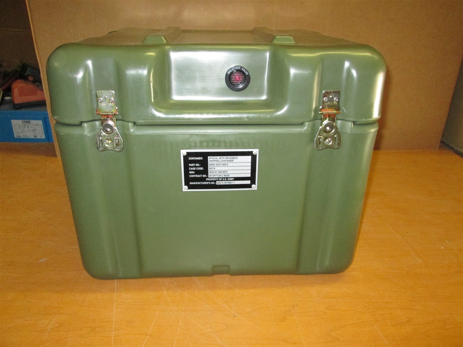 Hardigg Pelican Hard Case AL1616-1004 Single Lid 19x19x16 Hinged Extreme Duty