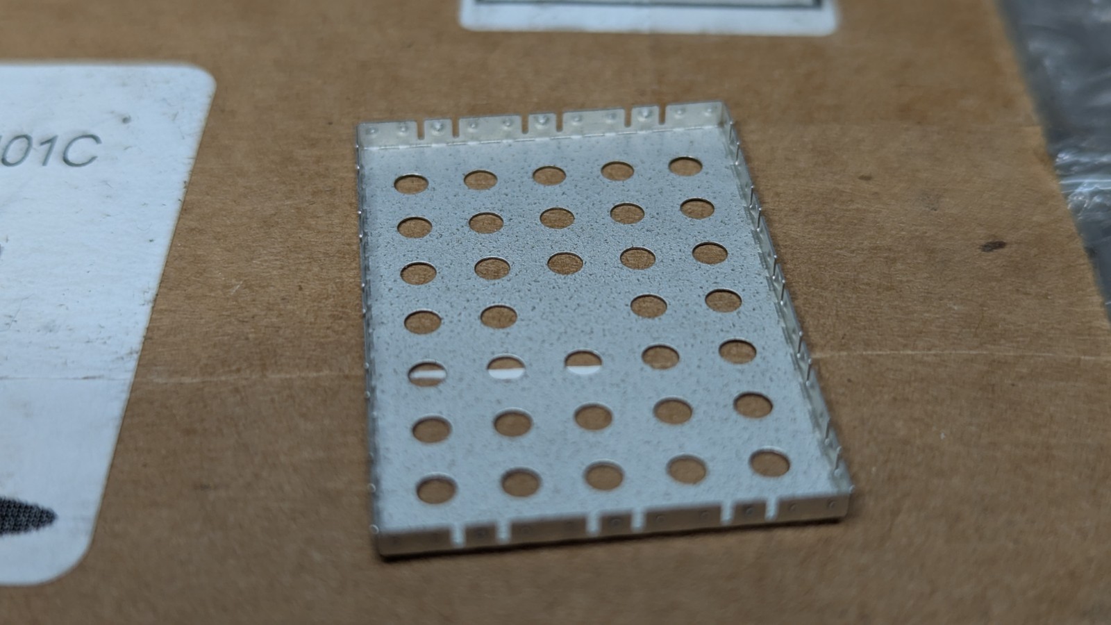 🔥250 New🔥 Laird Circuit Shield Cover 38mm x 26mm x 2mm Interior Dimensions