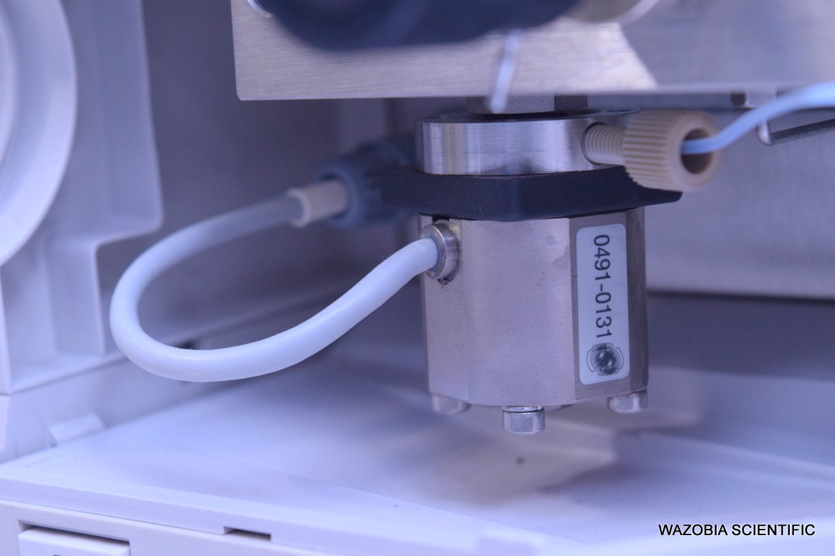 AGILENT 1100 SERIES G1311A QUAT QUATERNARY PUMP FOR HPLC