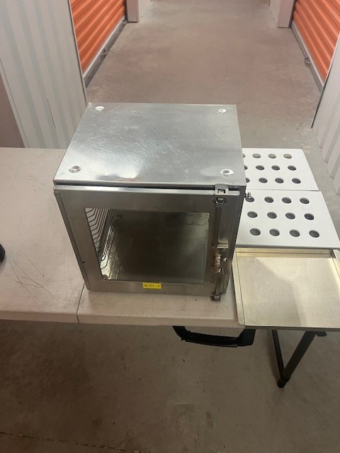 Vacuum Desiccator 10x10x10 60 days warranty