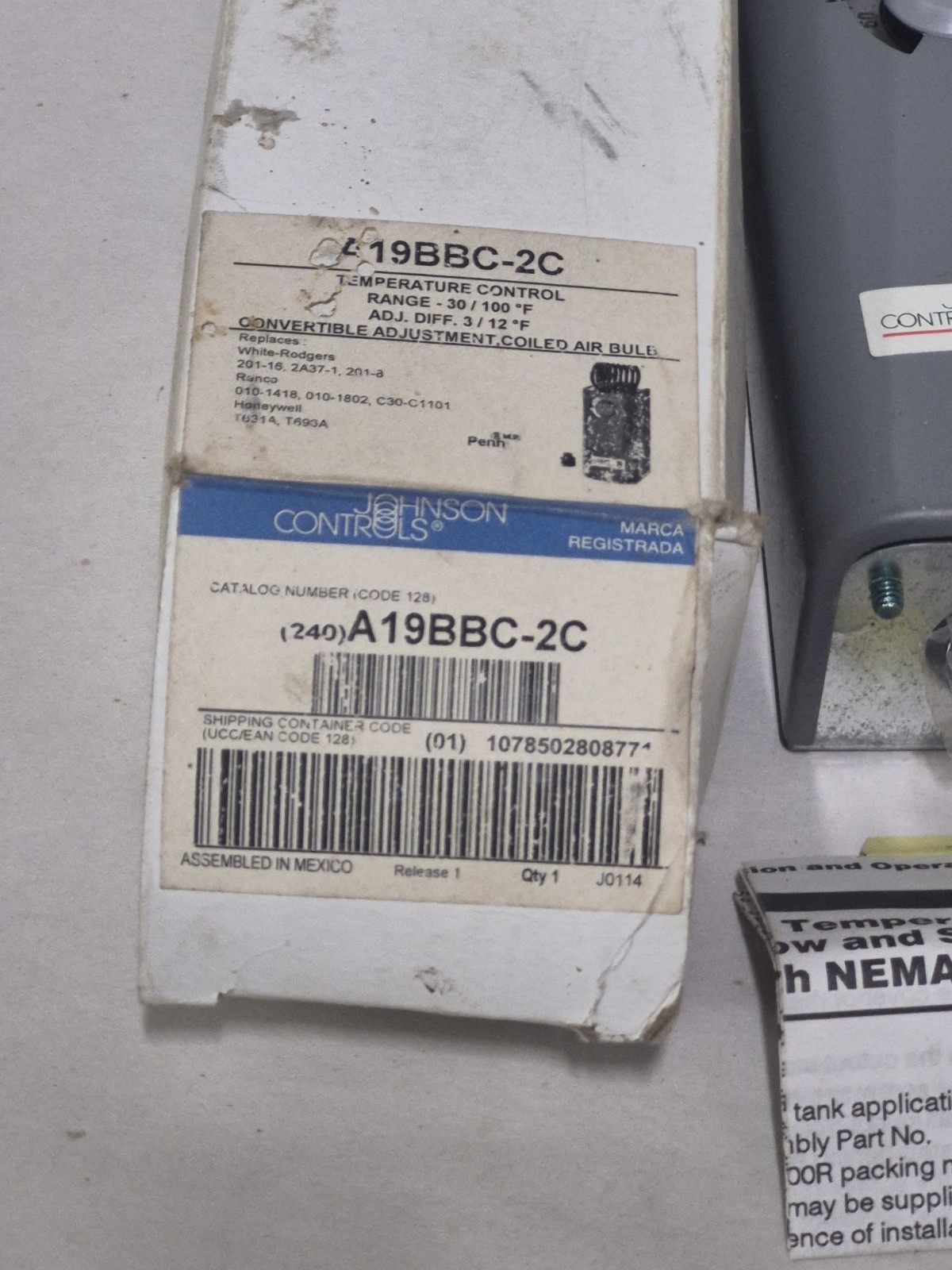 NEW Johnson Controls Penn A19BBC-2C Temperature Control