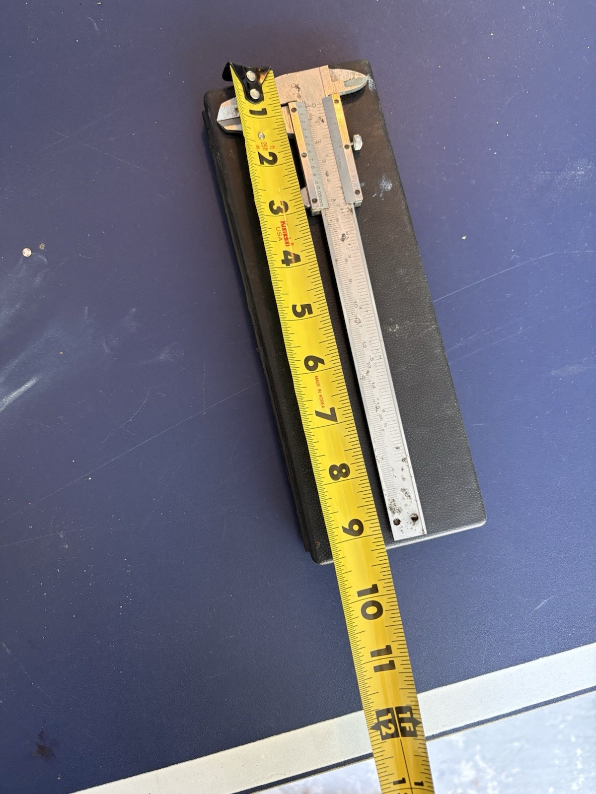 Vernier Caliper Measuring Tool 6 in Max, 0.05 mm Graduation w/ Case