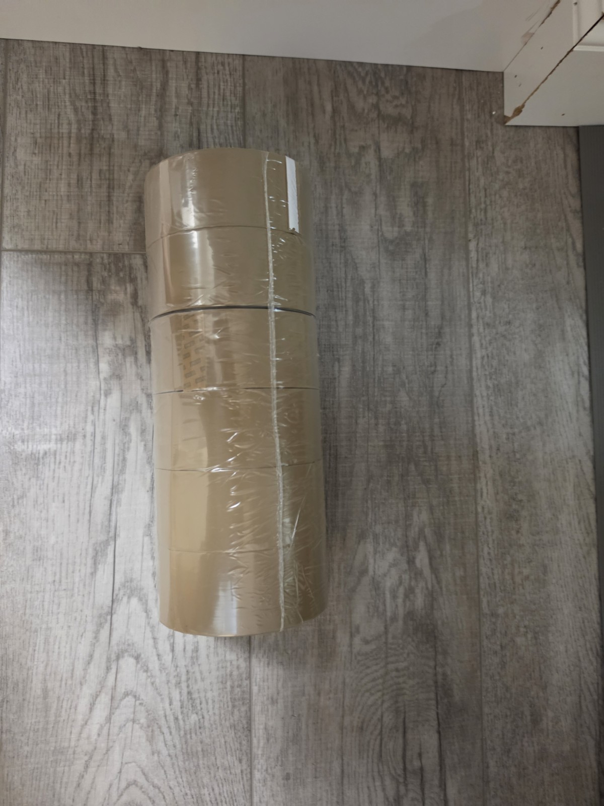 6 Rolls Of ULINE S-422 2″ x 110yds 2mil Tan Packing/Shipping Tape New Sealed