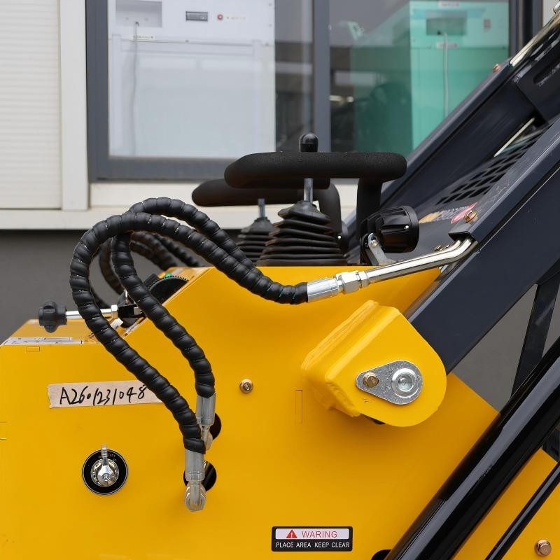 Mini Skid Steer Loader 24HP 4-in-1 Bucket 3-Stage Pump Hydraulic System 2026 New