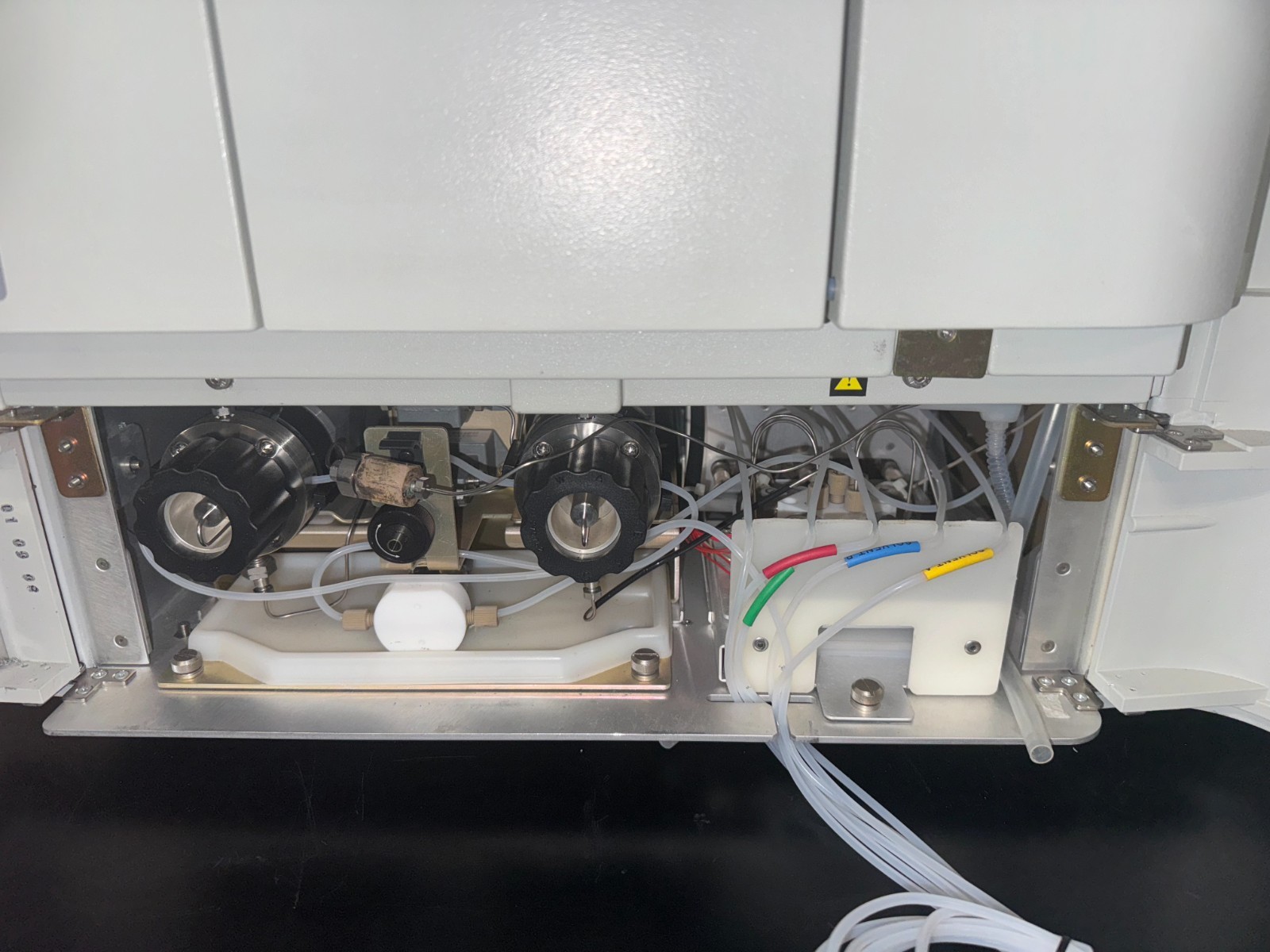 Waters e2795 SHC Separations Module 2475 Detector HPLC System #17596