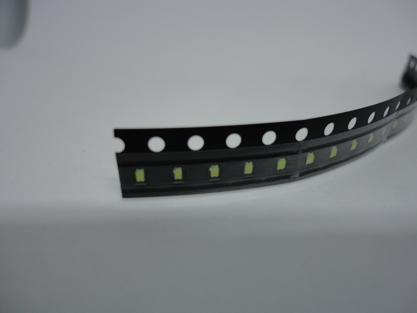 20Pcs Pack Lot Bright SMD LED Small Light Emitting Diodes Nano 0603 WHITE Color
