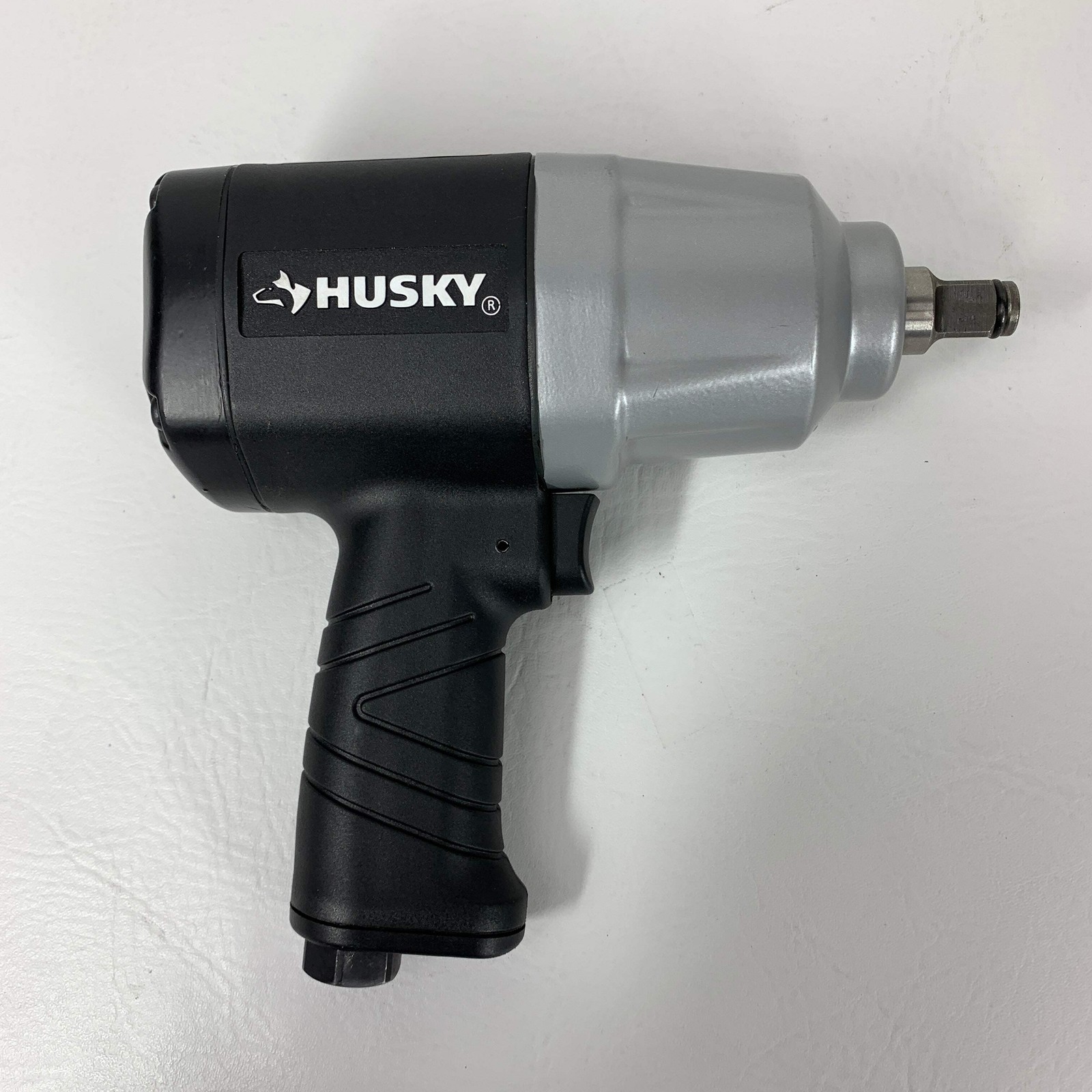 Husky H4455 90 PSI Max 1/2″ Impact Wrench Twin Hammer