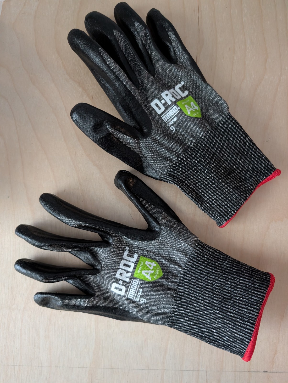 MAGID Liquid Absorbing Level A4 Cut Resistant Work Gloves, 12 Pairs, 9 Large