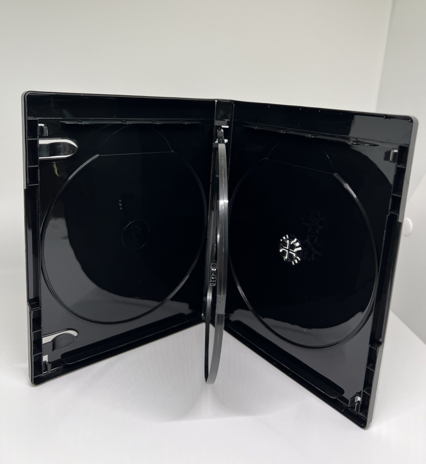 2 PCS NEW 15mm 4K ULTRA HD BLACK 3-DISC CASE, BOOKLET CLIPS, PS3-15MM UHD
