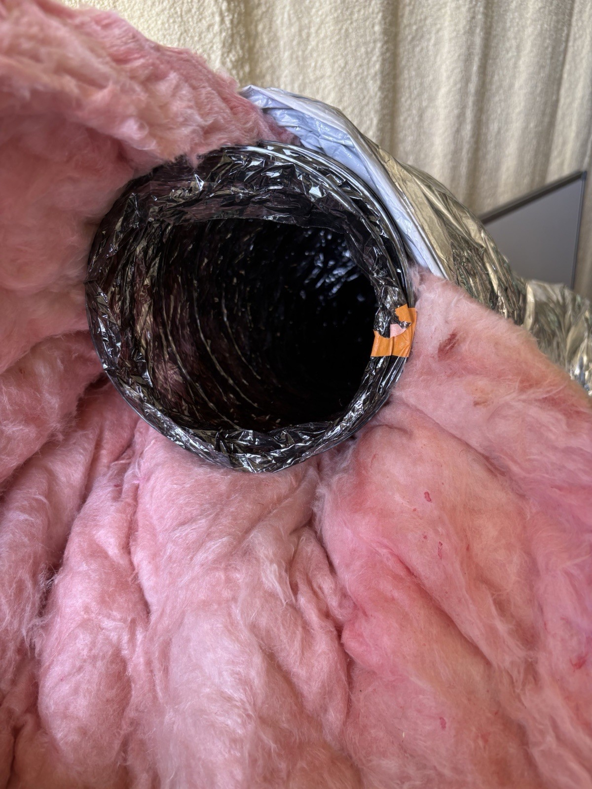Master Flow Insulated Flexible Round Duct 6 in x 25 ft Silver Foil/Fiberglass