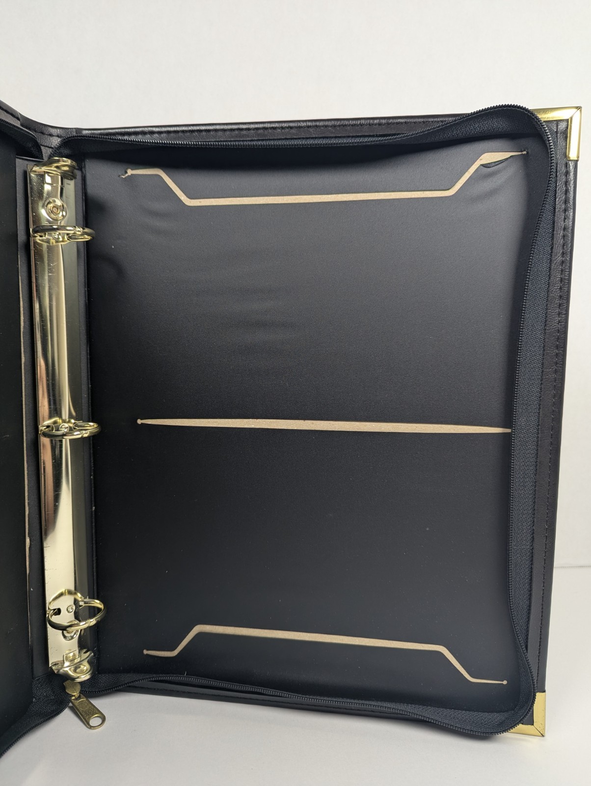 VTG Hazel Leather 3 Ring Zip Portfolio Binder 8”x10.5″x2.5″ Black Made In Mexico
