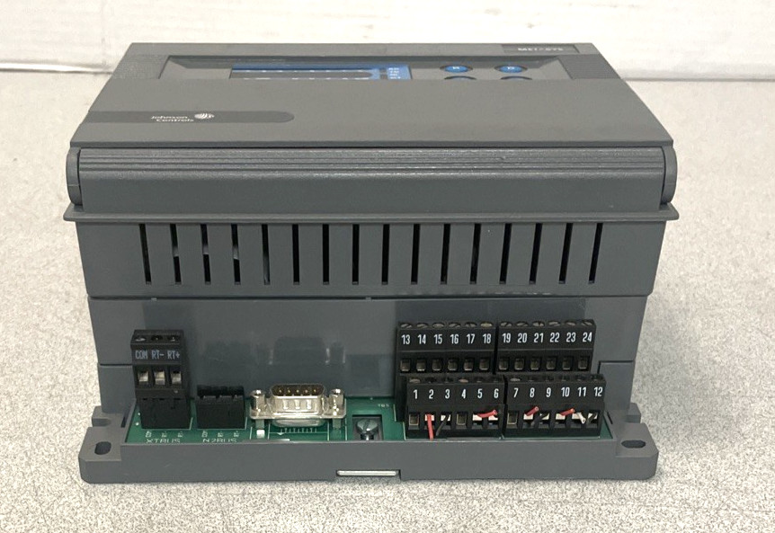 Johnson Controls Metasys DX-9100-8454 L9808 Controller DX-9100 w/ Base