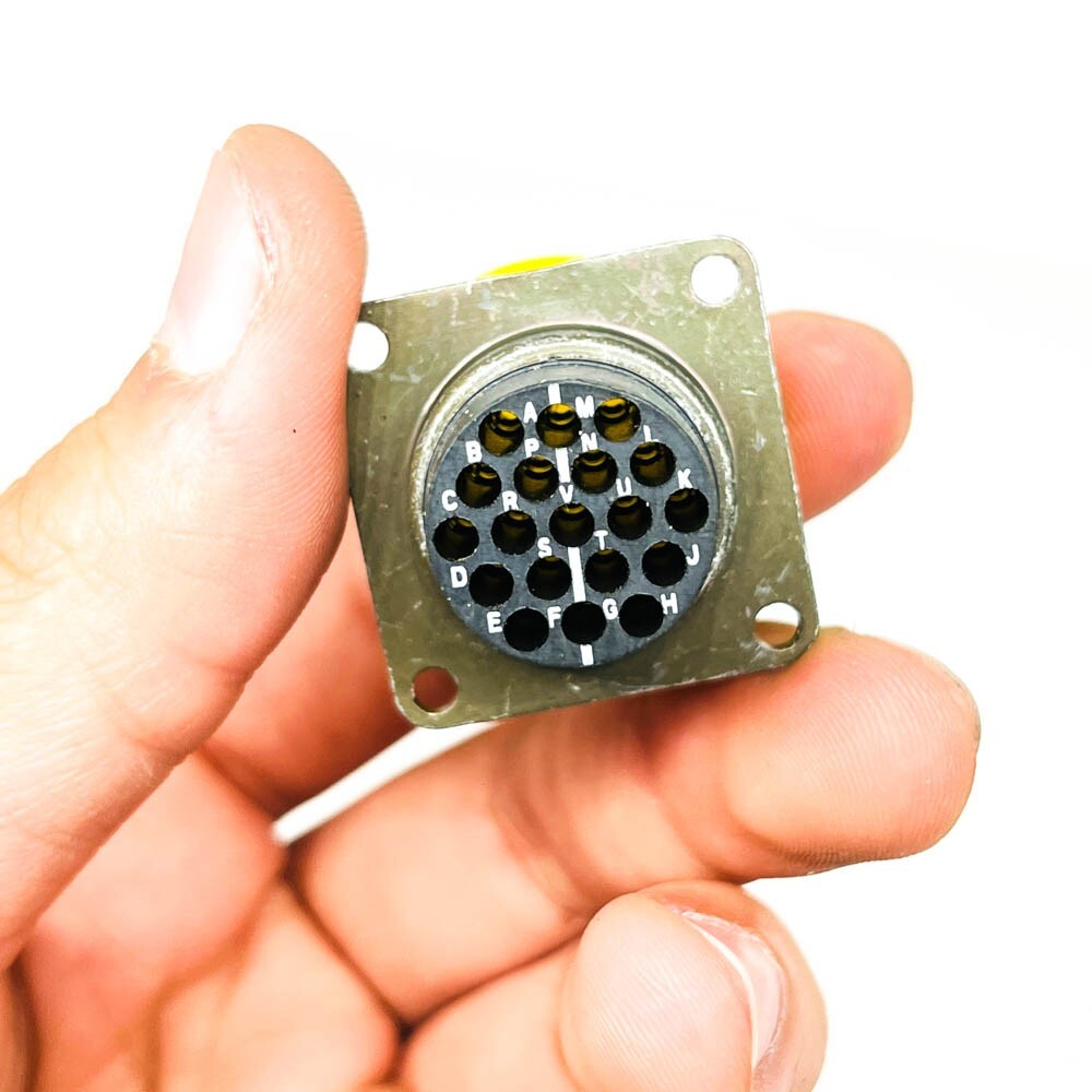 Amphenol MS3122E14-19P Circular MIL Spec Connector w/ 10-314980-20P Contact