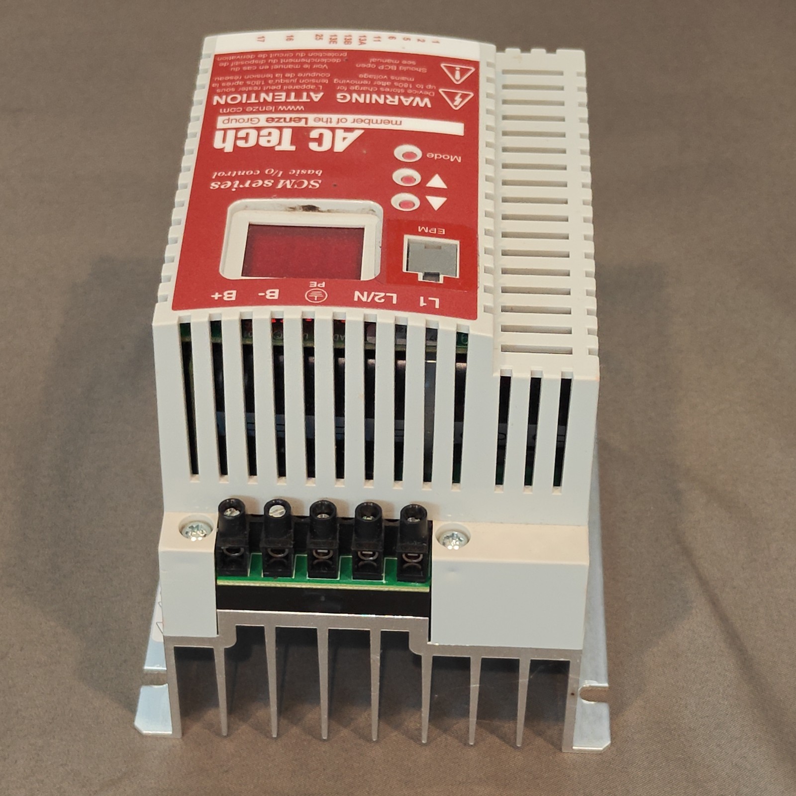 Lenze AC Tech SM010S Motor Drive VFD