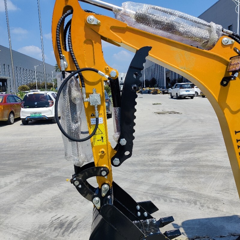 2 Ton New Mini Excavator, EPA certified USA KUBOTA Diesel Engine, FREE SHIPPING