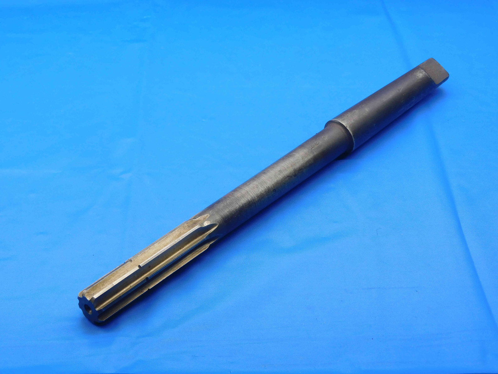 CLEVELAND 0.61 OD HSS REAMER MT2 SHANK 8 FL .61 .6100 .6250 -.0150 UNDERSIZE