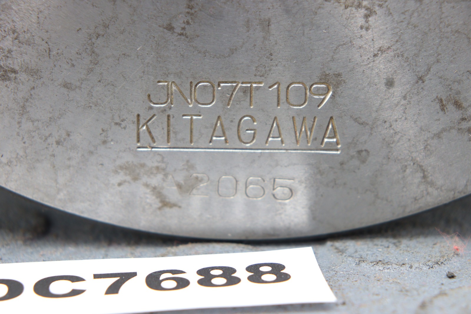KITAGAWA 7-1/2” 3 JAW MANUAL SCROLL CHUCK A2065 JNO7T109 LOC7688