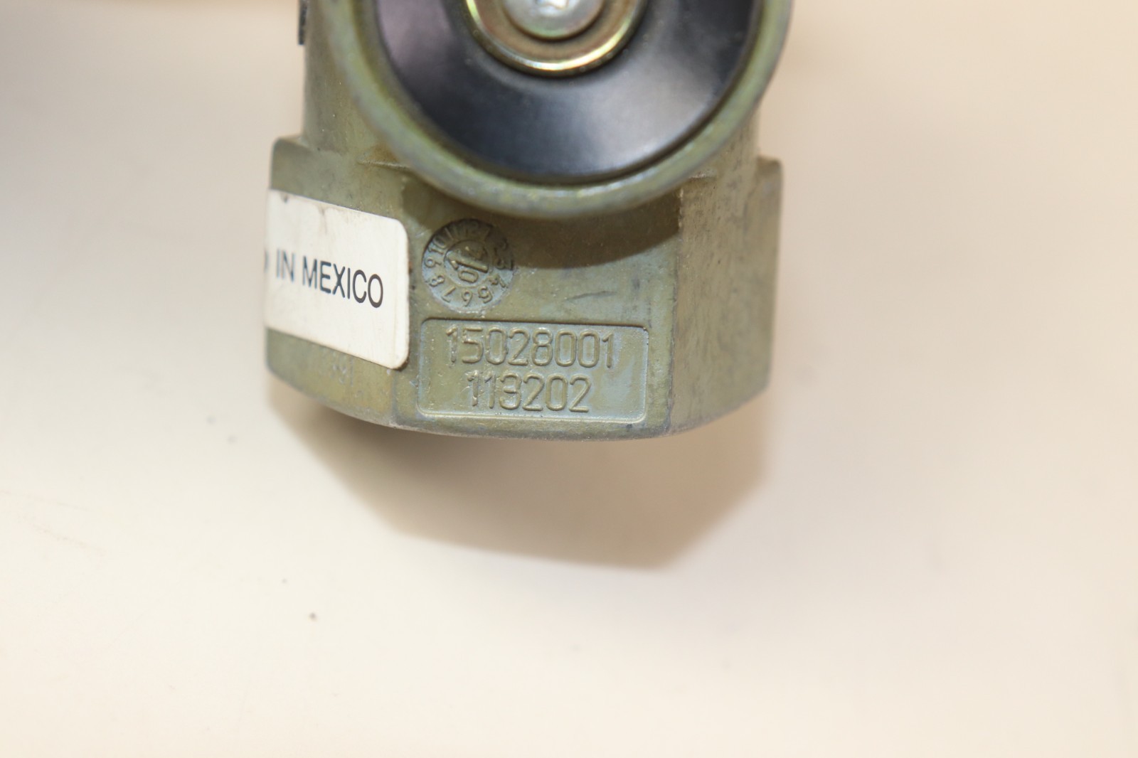 Bendix Quick Release Valve 800333 New Old Stock Made in Mexico